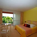 Hotel Les Jardins Du Trizay
