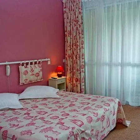 Hotel Les Jardins Du