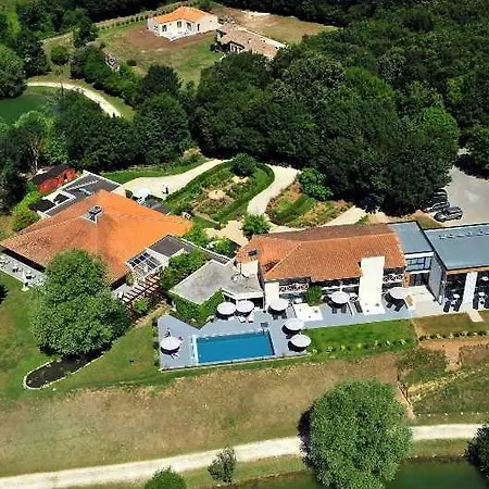 Hotel Les Jardins Du Trizay