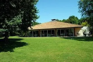 酒店 Les Jardins Du Lac