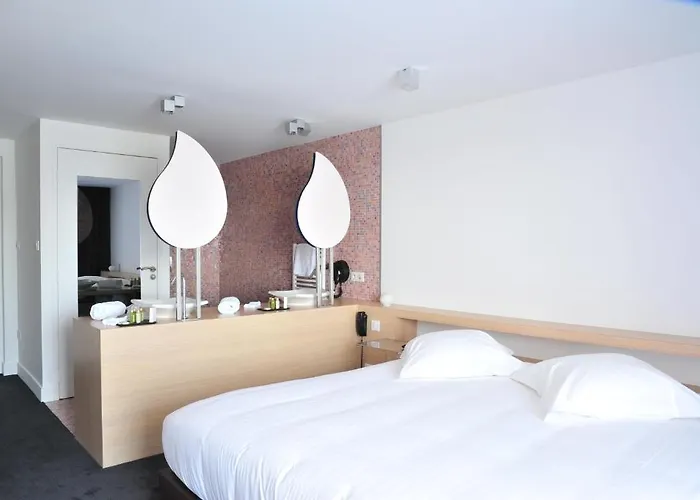 Hotel Les Jardins Du